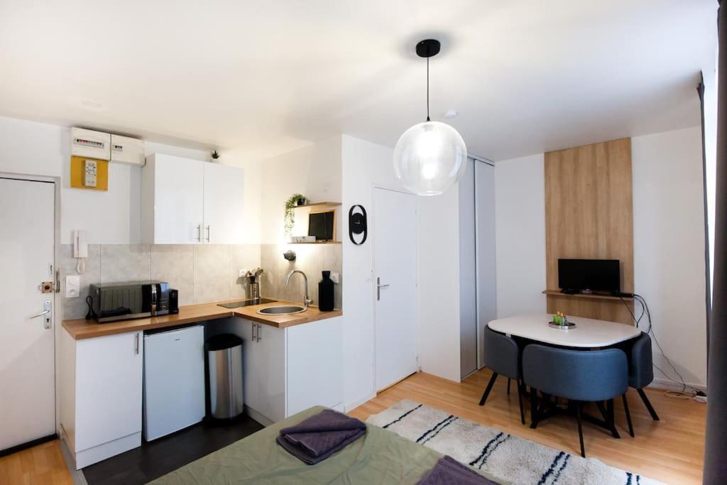 La Casa : Logement En Centre Ville, Cathedrale Amiens Zewnętrze zdjęcie
